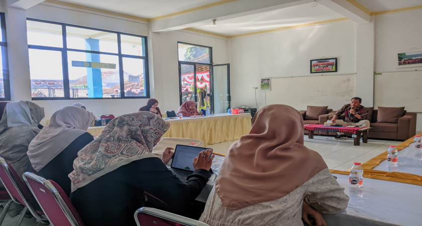 Rapat Strategis Wali Kelas MA Al-Muthohhar: Matangkan Agenda Besar untuk Siswa Kelas 10–12!